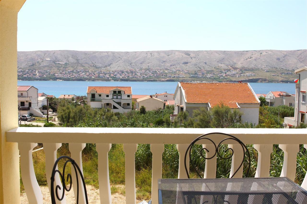 Villa Luka Pag Town Exterior photo